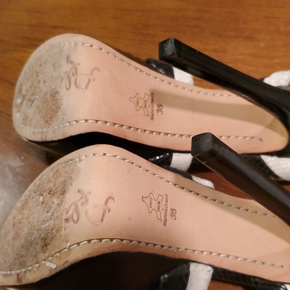 *SALE* Alice & Olivia snake print heels - Picture 9 of 9